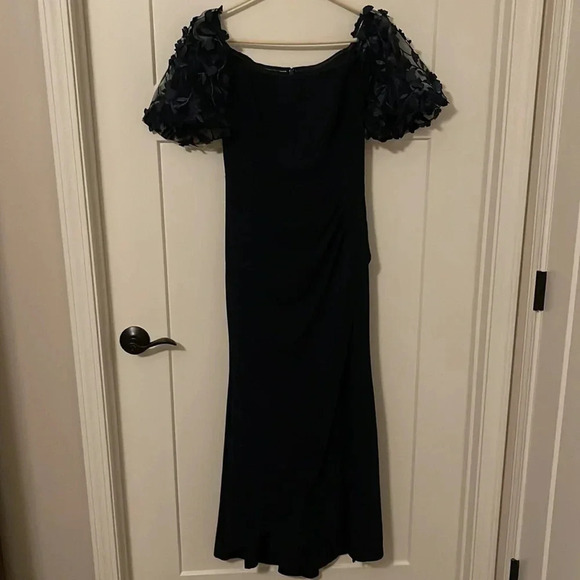 Xscape - Off-The-Shoulder Floral-Sleeve Gown - Navy Blue - Size 4P - EUC!! - Picture 10 of 16